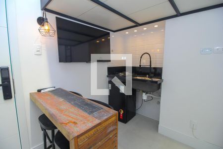 Cozinha de kitnet/studio para alugar com 1 quarto, 15m² em Centro, Rio de Janeiro