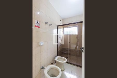 Casa à venda com 300m², 4 quartos e 6 vagas Casa à venda com 300m², 4 quartos e 6 vagasBanheiro da Suíte 1