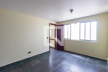 Casa à venda com 300m², 4 quartos e 6 vagas Casa à venda com 300m², 4 quartos e 6 vagasEscritório