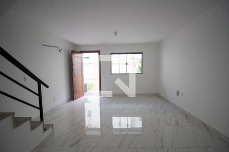 Sala de apartamento para alugar com 2 quartos, 68m² em Vargem Grande, Rio de Janeiro