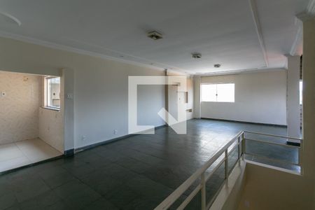Sala 3 de casa à venda com 4 quartos, 420m² em Sagrada Família, Belo Horizonte