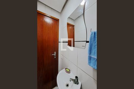 Lavabo de apartamento à venda com 2 quartos, 180m² em Del Castilho, Rio de Janeiro