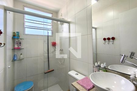 Apartamento à venda com 56m², 2 quartos e 1 vaga Apartamento à venda com 56m², 2 quartos e 1 vagaBanheiro