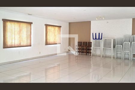Apartamento à venda com 56m², 2 quartos e 1 vaga Apartamento à venda com 56m², 2 quartos e 1 vagaÁrea comum - Salão de festas