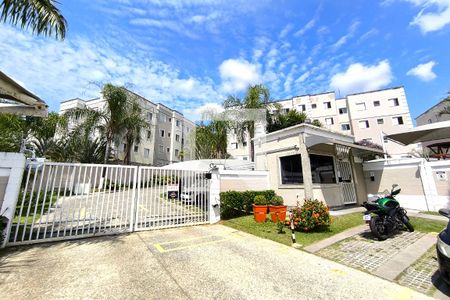 Apartamento à venda com 56m², 2 quartos e 1 vaga Apartamento à venda com 56m², 2 quartos e 1 vagaFachada