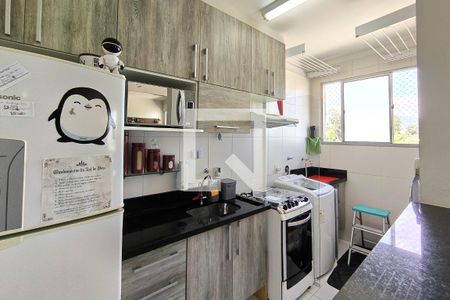 Apartamento à venda com 56m², 2 quartos e 1 vaga Apartamento à venda com 56m², 2 quartos e 1 vagaCozinha e Área de Serviço
