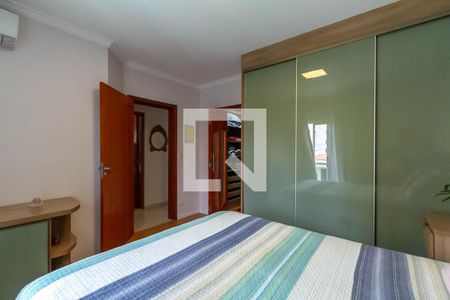 Suíte 1 de casa à venda com 4 quartos, 272m² em Nova Petrópolis, São Bernardo do Campo