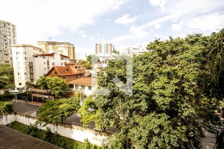 Vista de apartamento à venda com 2 quartos, 70m² em Vila Paris, Belo Horizonte