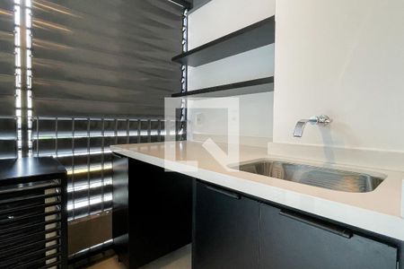 Varanda - tanque/armário de apartamento para alugar com 2 quartos, 77m² em Paraíso, São Paulo