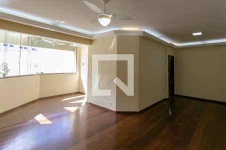 Sala de apartamento para alugar com 4 quartos, 118m² em União, Belo Horizonte