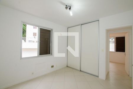 Suíte 1 de apartamento para alugar com 3 quartos, 140m² em Agronômica, Florianópolis