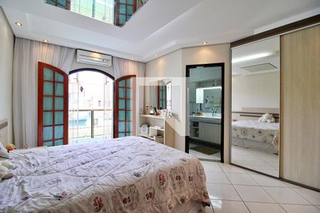 Quarto Suíte de casa à venda com 4 quartos, 239m² em Parque Novo Oratório, Santo André