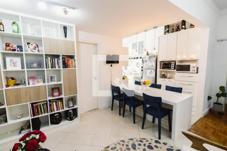 Sala 1 de apartamento para alugar com 2 quartos, 90m² em Água Branca, São Paulo