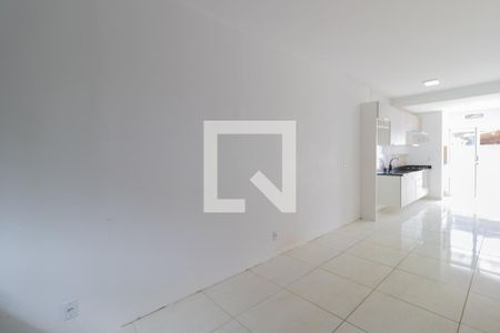 Sala de apartamento à venda com 2 quartos, 55m² em Olaria, Canoas