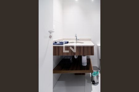 Banheiro Social de kitnet/studio para alugar com 1 quarto, 26m² em Brooklin Paulista, São Paulo