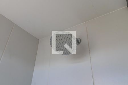 Banheiro de apartamento para alugar com 1 quarto, 51m² em Jardim Tupanci, Barueri