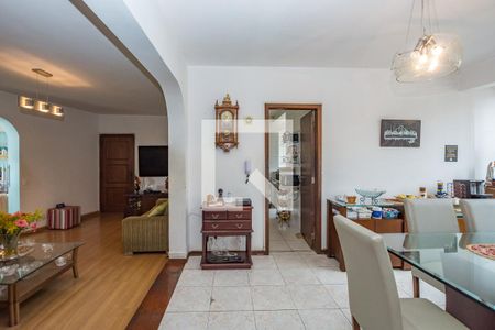 Sala 2 de apartamento à venda com 3 quartos, 180m² em Santa Lúcia, Belo Horizonte
