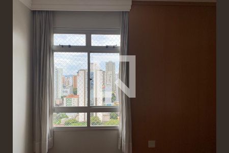 Sala 1 de apartamento para alugar com 3 quartos, 100m² em Carmo, Belo Horizonte