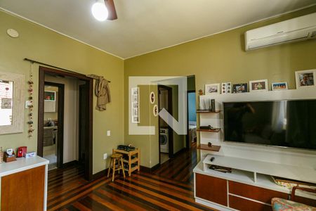 Sala de apartamento à venda com 3 quartos, 102m² em Floresta, Porto Alegre