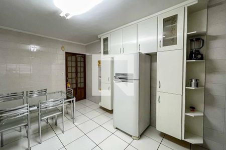 Casa à venda com 100m², 2 quartos e 2 vagas Casa à venda com 100m², 2 quartos e 2 vagasCozinha