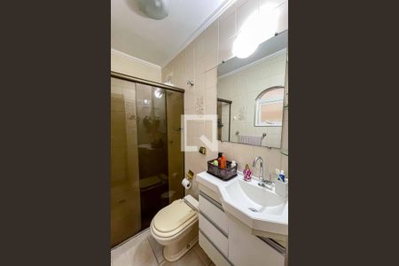 Casa à venda com 100m², 2 quartos e 2 vagas Casa à venda com 100m², 2 quartos e 2 vagasBanheiro do Quarto 2