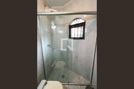 Casa à venda com 100m², 2 quartos e 2 vagas Casa à venda com 100m², 2 quartos e 2 vagasBanheiro do Quarto 1