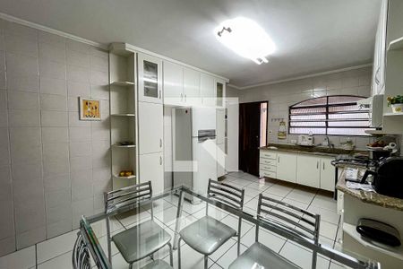 Casa à venda com 100m², 2 quartos e 2 vagas Casa à venda com 100m², 2 quartos e 2 vagasCozinha