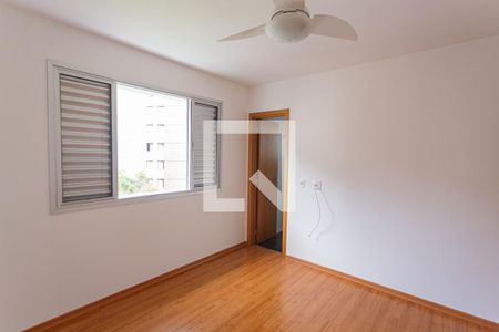 Suíte de apartamento para alugar com 3 quartos, 91m² em Funcionários, Belo Horizonte