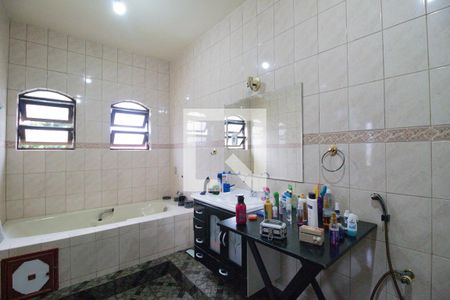 Banheiro da Suíte de casa de condomínio à venda com 4 quartos, 174m² em Taquara, Rio de Janeiro