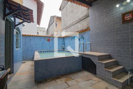 Piscina  de casa de condomínio à venda com 4 quartos, 174m² em Taquara, Rio de Janeiro