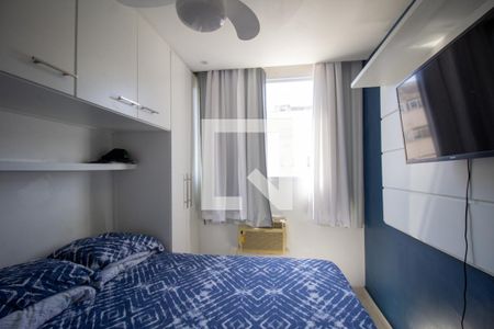 Quarto 1 de apartamento para alugar com 2 quartos, 47m² em Vargem Grande, Rio de Janeiro