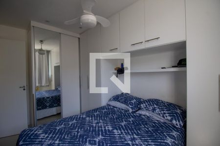 Quarto 1 de apartamento para alugar com 2 quartos, 47m² em Vargem Grande, Rio de Janeiro