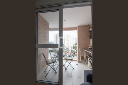 Sacada de apartamento à venda com 3 quartos, 67m² em Presidente Altino, Osasco