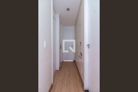 Corredor de apartamento à venda com 3 quartos, 60m² em Colônia (zona Leste), São Paulo