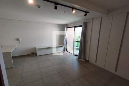 Sala - Dormitório de kitnet/studio para alugar com 1 quarto, 35m² em Jardim Botânico, Ribeirão Preto