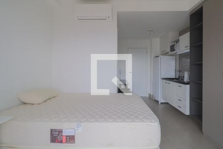 Quarto de kitnet/studio para alugar com 1 quarto, 25m² em Belenzinho, São Paulo