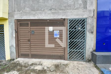 Casa para alugar com 15m², 1 quarto e 1 vaga Casa para alugar com 15m², 1 quarto e 1 vagaFachada
