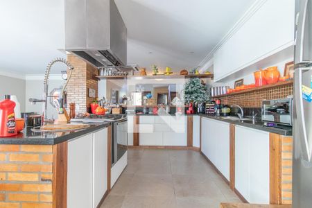 Casa à venda com 330m², 4 quartos e 2 vagas Casa à venda com 330m², 4 quartos e 2 vagasCozinha