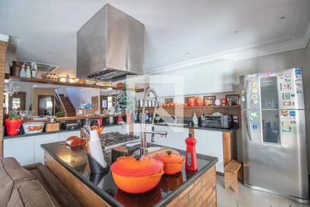 Casa à venda com 330m², 4 quartos e 2 vagas Casa à venda com 330m², 4 quartos e 2 vagasCozinha