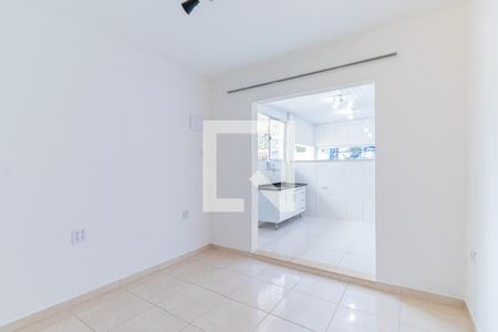 Sala de casa para alugar com 2 quartos, 60m² em Jardim Umuarama, São Paulo