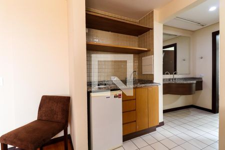 Sala/Cozinha de apartamento para alugar com 1 quarto, 50m² em Centro, São José dos Pinhais