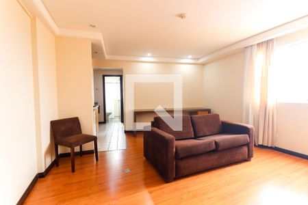 Sala/Cozinha de apartamento para alugar com 1 quarto, 50m² em Centro, São José dos Pinhais