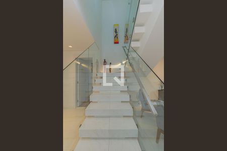 Escada de apartamento à venda com 4 quartos, 356m² em Luxemburgo, Belo Horizonte