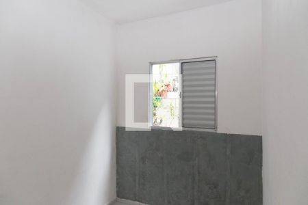 Quarto de casa para alugar com 1 quarto, 23m² em Taboão, Diadema