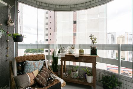 Varanda de apartamento à venda com 3 quartos, 114m² em Vila Santo Estevão, São Paulo