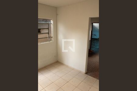 Sala de casa para alugar com 1 quarto, 42m² em Osvaldo Rezende, Uberlândia