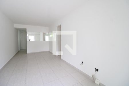 Sala de apartamento para alugar com 2 quartos, 70m² em Freguesia de Jacarepaguá, Rio de Janeiro