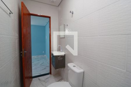 Banheiro de casa para alugar com 1 quarto, 50m² em Jardim Vila Formosa, São Paulo