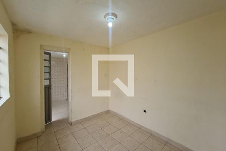 Quarto 2 de casa para alugar com 2 quartos, 42m² em Jardim Itápolis, São Paulo