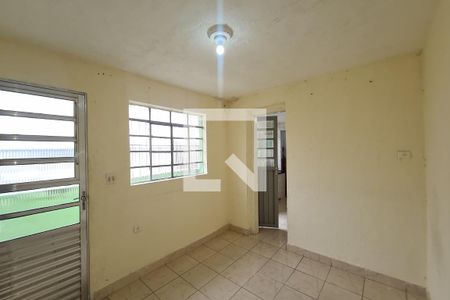 Quarto 2 de casa para alugar com 2 quartos, 42m² em Jardim Itápolis, São Paulo